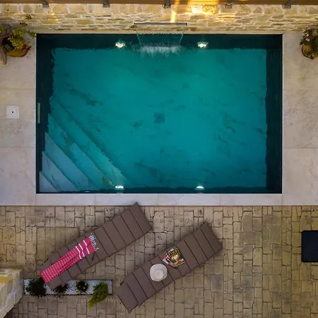 Villa Privilege