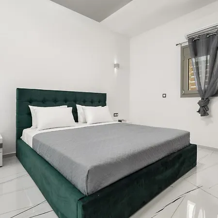 Privilege Villa *